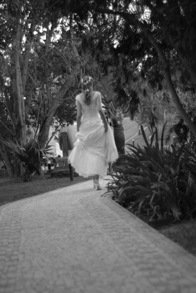 Fotos de Luciana e Bruno. Foto numero 10 do fotografo de casamento Miguel Castello, de Brasilia, DF, que faz fotos de casamento (fotografia de casamento), fotos de 15 anos (fotografia de 15 anos), fotos de modelos (ensaios para books fotograficos), fotos de gravidas (fotografia de gestantes), fotos de debutantes, fotojornalismo de casamento, fotojornalismo social e fotografia de moda em estudio. fotos casamento distrito federal brasilia de 15 anos df brasília books modelos ensaio fotografico gravidas gravida festa festas book moda vestidos buquet noiva restaurantes para rua www com moderna