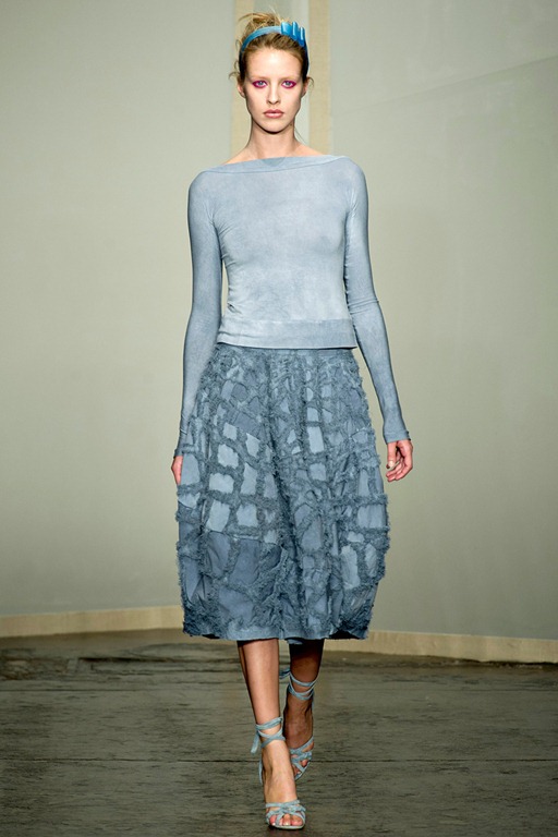 [donna-karan-rtw-ss2013-runway-21_172118277755%255B4%255D.jpg]