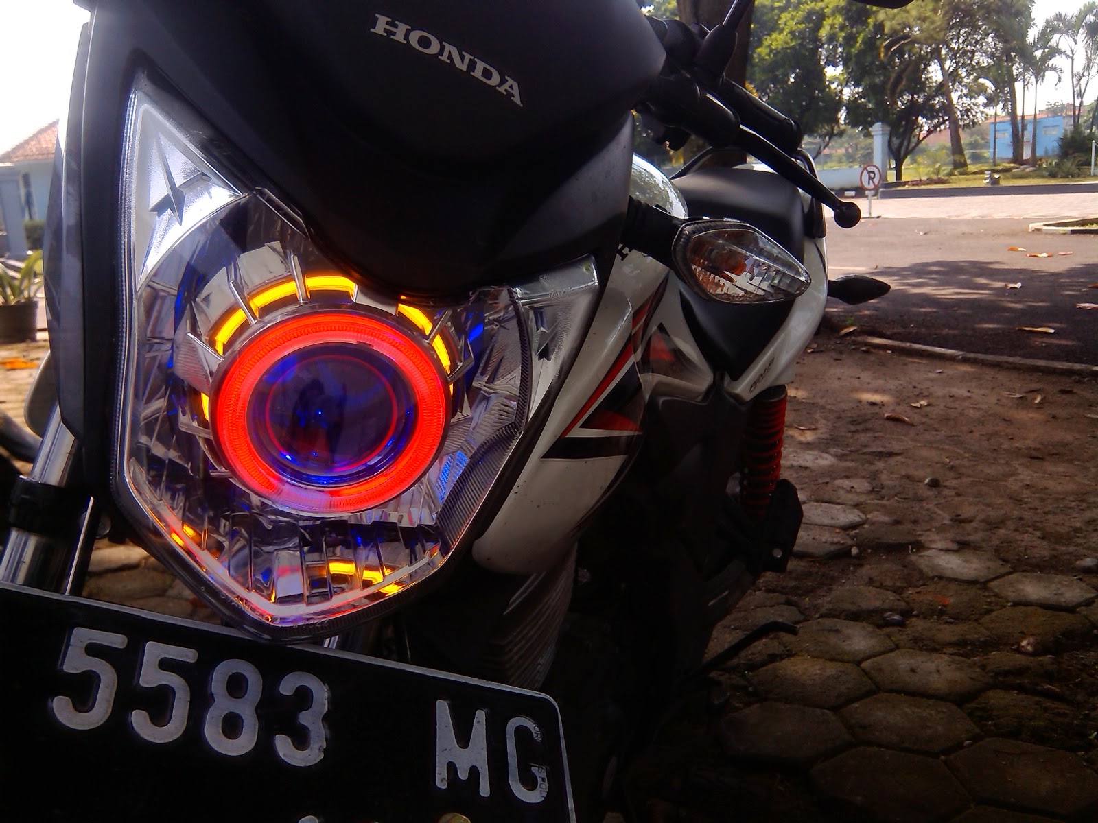 Honda Verza Modifikasi Lampu HID Projector Blognya Ridhi