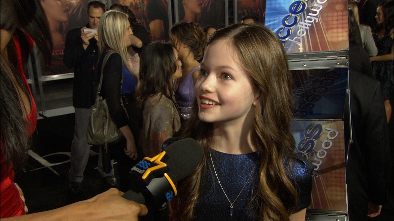 157278 mackenzie foy talks playing edward and bellas daughter in breaking dawn part i