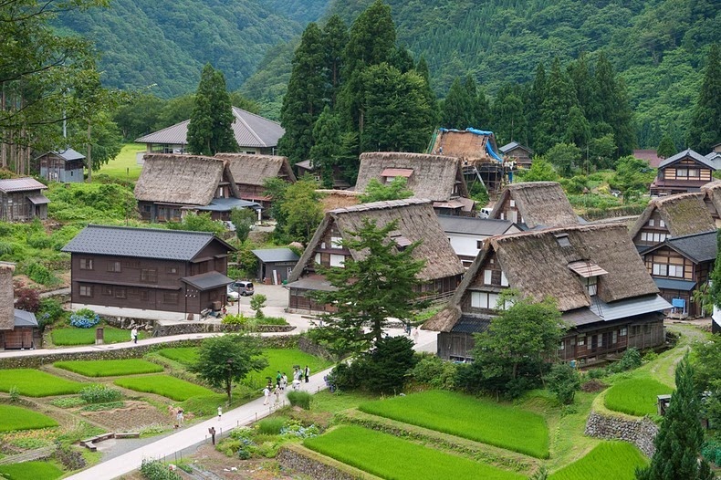 gassho-zukuri farmhouse-11