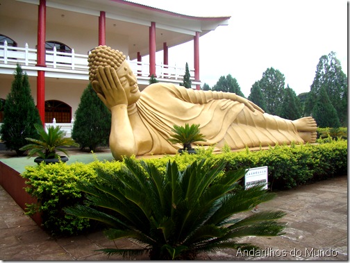 Buda Shakyamuni deitado