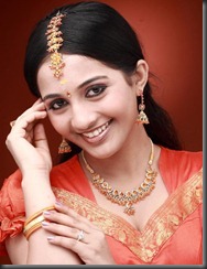 actress athulya closeup hot pic