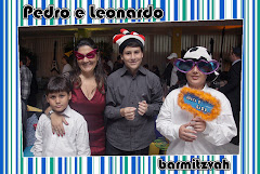 Fotos do evento Pedro e Leonardo - 10.12.11. Foto numero 01 da Social Click Fotografia Digital, do Rio de Janeiro, RJ, que faz fotos divertidas, fotos malucas, fotos com fantasias, fotos na hora, fotografia maluca, fotografia divertida com molduras personalizadas. fotos divertidas malucas foto maluca animadas animado rj rio de janeiro divertida fantasia animada com fotografos casamento fotógrafos para festas 15 anos