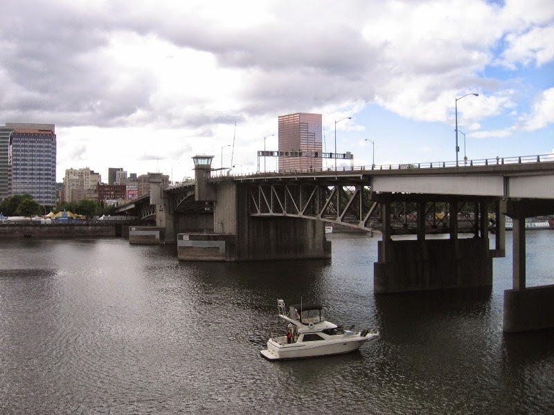 [IMG_7055-Morrison-Bridge-in-Portland.jpg]