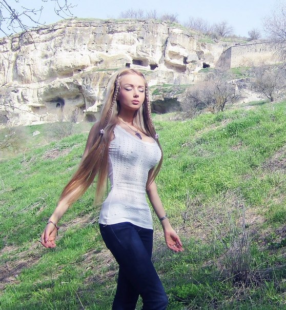 Valeria Lukyanova 8