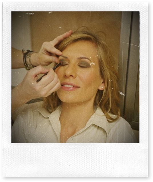 MAKE UP 1