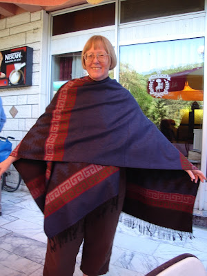 Day 8 : Nancy shows of her pashmina!