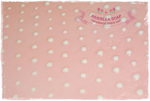 Pretty cake box soap-028