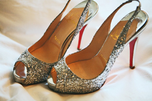 [Ny%25C3%25A5r%2520silver-sequin-christian-louboutin-pumps%252C%2520the%2520sweetest%2520occasion%255B5%255D.jpg]