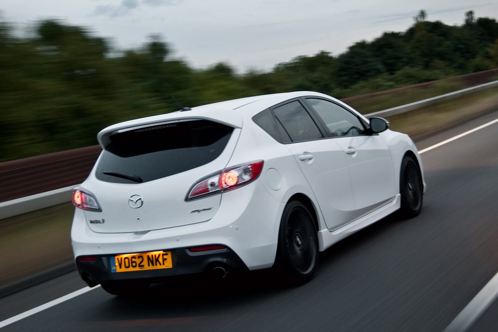 [2013-Mazda3-MPS-2_1%255B3%255D.jpg]