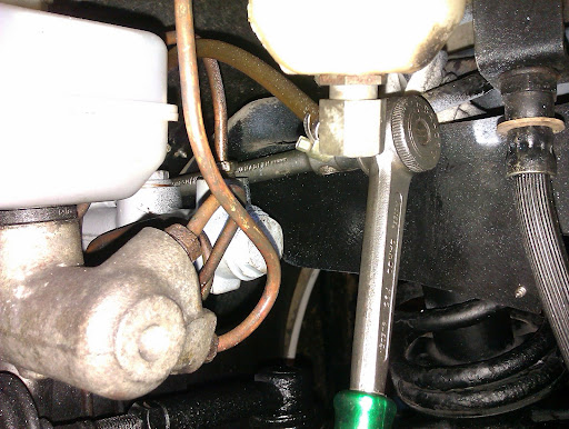 reparation af Master koplings cylinder kewet 2 master koblings cylinder kewet kewet koblings cylinder drivaksler kopling og gearkasse