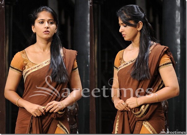 Anushka_Half_Saree
