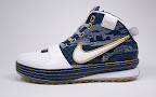 LeBron VII Akron Exclusive New Pics. Restock at HOH on Tuesday. nike zoom lebron 6 pe akron 8 03 LeBron VII Akron Exclusive New Pics. Restock at HOH on Tuesday.