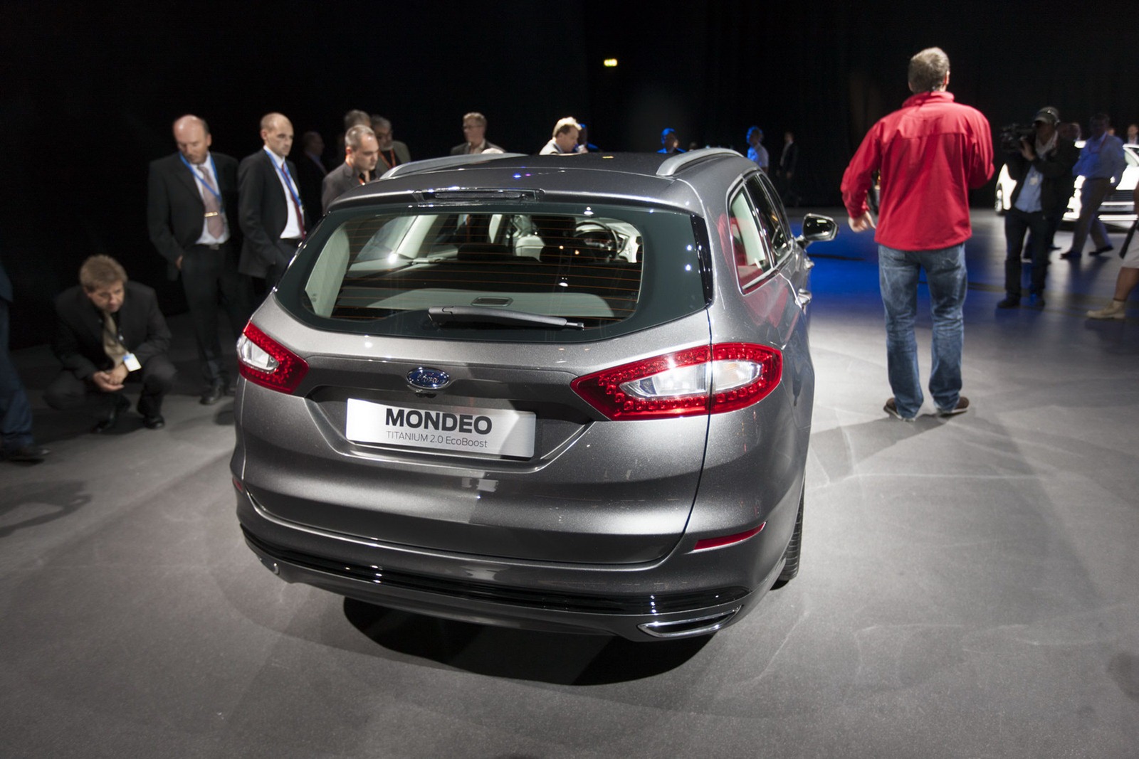 [2013-Ford-Mondeo-Carscoop-E3%255B2%255D.jpg]
