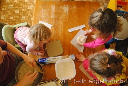 [little%2520girls%2520making%2520pizzas%255B2%255D.jpg]