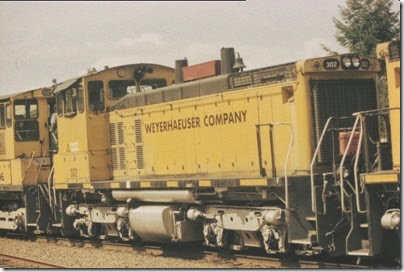 56154116-32  Weyerhaeuser Woods Railroad (WTCX) SW1500 #302 at Headquarters, Washington on May 17, 2005