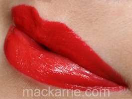 c_TrueRedLipstickMAC15