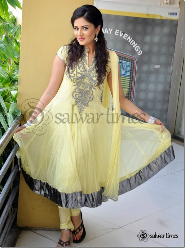 Srimukhi_Net_Salwar_Kameez (2) Srimukhi_Net_Salwar_Kameez (2)