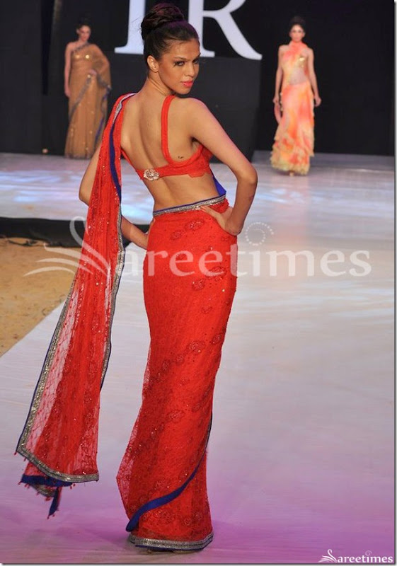 Neeta_Lulla_Red_Saree