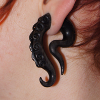 Tentacle Large Gauge Buffalo Horn Earrings | Raygun Robin