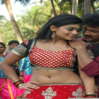 Kannada Actress Soundarya Spicy navel Show