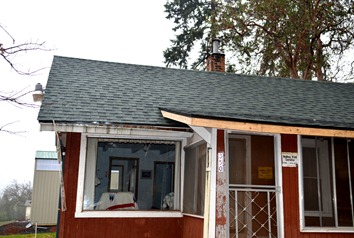 cottage roof (4) cottage roof (4)