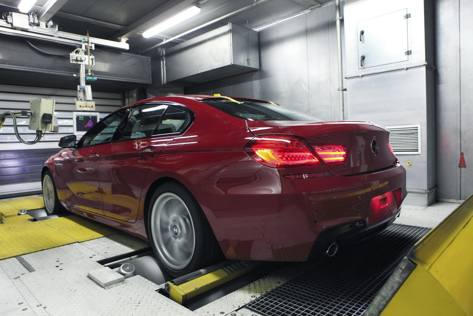 [BMW-6%255B3%255D.jpg]