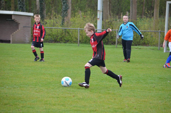 2012 - 14 APR - ONSTWEDDE E2 - WVV E5 036.jpg