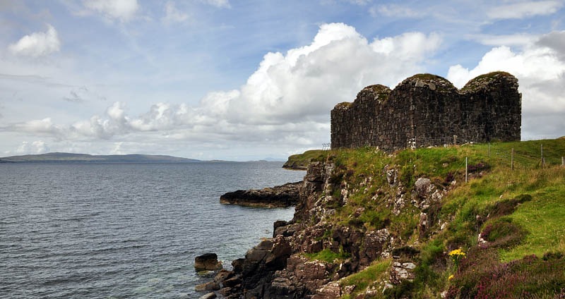 [Clifftop%2520castle%255B3%255D.jpg]