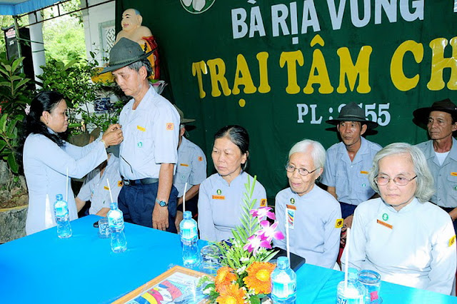 Hanh2011_KhaiMacTrai_31.jpg
