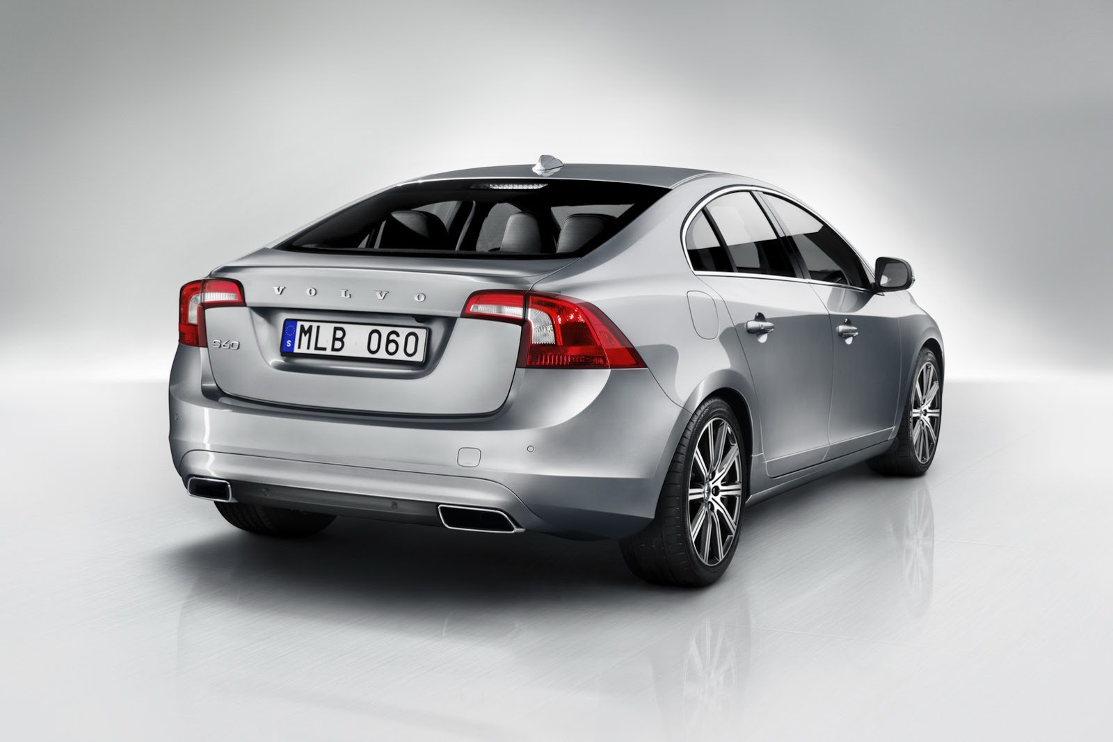 [2014-Volvo-S60-V60-XC60-4%255B2%255D.jpg]