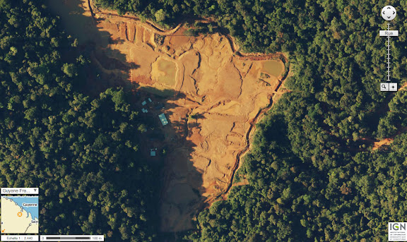 Vue aérienne (IGN) du placer aurifère avant la réhabilitation des sols et la reforestation