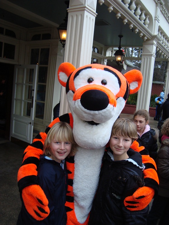 [eurodisney2%25202012%2520174%2520%2528148%2529%255B5%255D.jpg]