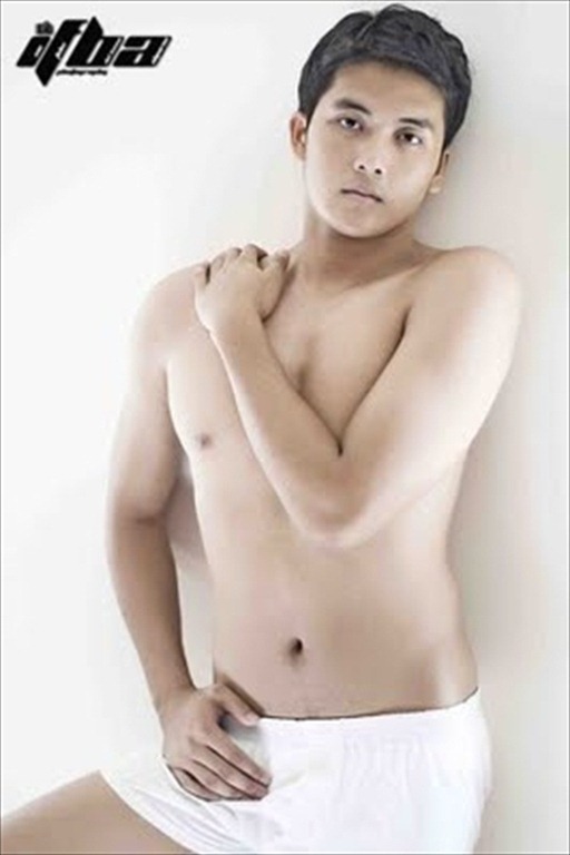 Asian-Males-Franco Ramos - Pinoy Charm!-3