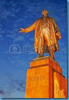 lenin statue