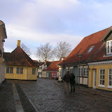 en jaune la maison<br /><br /><br /><br /><br /><br /><br /><br /><br /><br /><br /><br /><br />
d'Andersen.