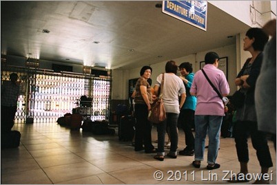 11.06.27 - Train to Johor (52)