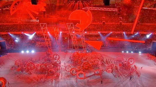 Otkryitie-Sochi-2014.mkv_snapshot_01.58.03_2014.02.08_22.14.34