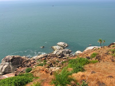 [view%2520from%2520vengurla%2520lighthouse%25201%255B2%255D.jpg]