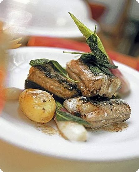 Anguilla con burro alla salvia e patate novelle Anguilla con burro alla salvia e patate novelle