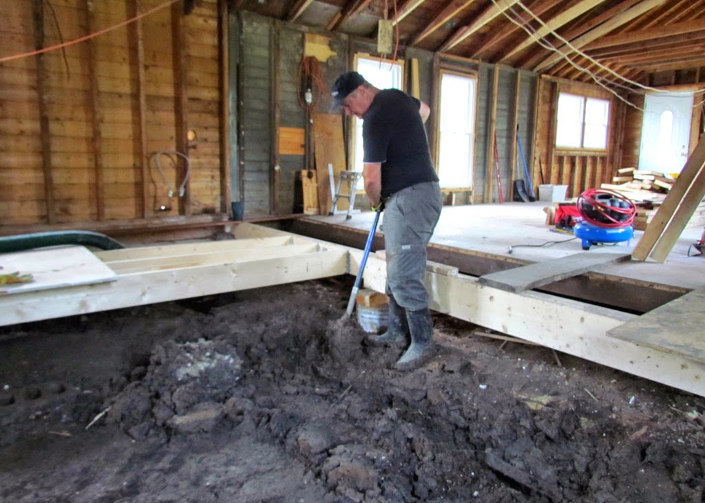 [1405249%2520May%252020%2520Terry%2520Digging%2520Indoor%2520Trench%255B4%255D.jpg]