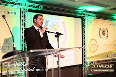 015 Fotos do evento Prêmio Empresa Brasileira do Ano 2011. Foto numero 015 de Stylos Digital Foto e Video, de Sao Caetano do Sul, SP. A Stylos Digital faz fotos de casamento, fotos de aniversarios, fotos de 15 anos, albuns diagramados (albuns de fotos), fotos de casal (ensaios de casal ou e-session), ensaios de 15 anos, fotos de eventos corporativos e fotos de eventos institucionais. Faz tambem videos de casamento e videos de sessao fotografica (videos de making-of). Foto e video em Sao Caetano do Sul, Sao Paulo, Santo Andre, Sao Bernardo do Campo, Diadema, Guarulhos, Taboao da Serra e Alphaville, SP.
