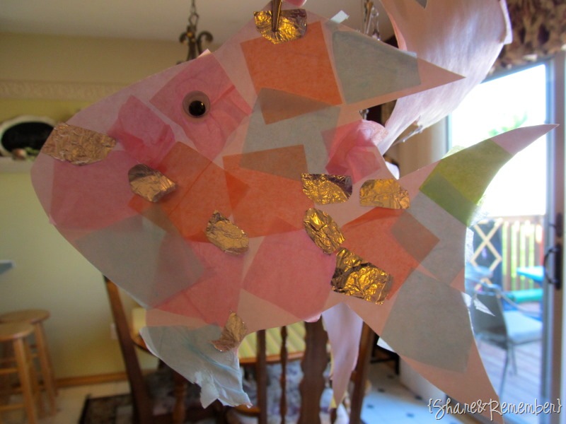 [rainbow%2520fish%2520craft%2520for%2520preschoolers%25202%255B3%255D.jpg]
