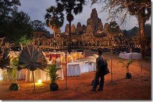 Cambodia Angkor Bayon at night 140120_0398