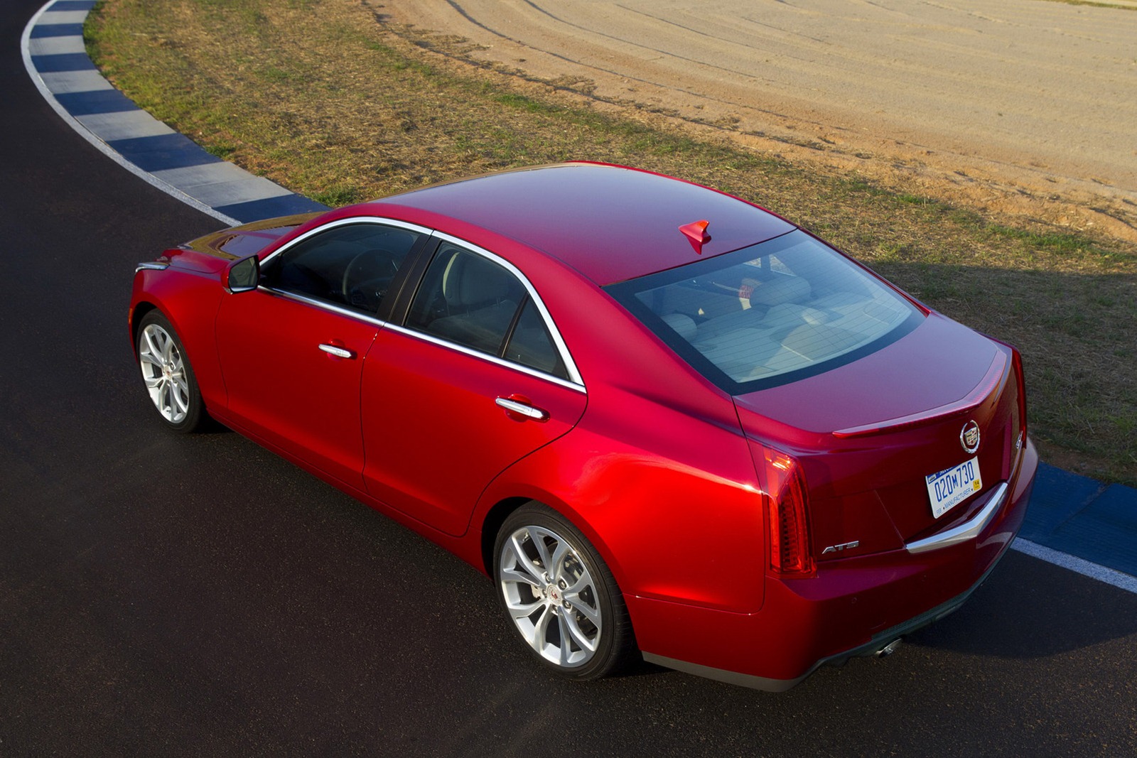 [2013-Cadillac-ATS-66%255B2%255D.jpg]
