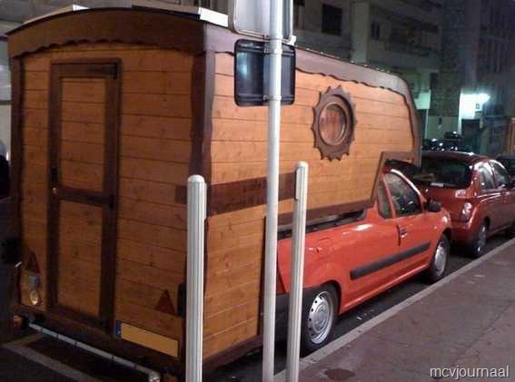 [Dacia-Pick-Up-Camper-hout6.jpg]