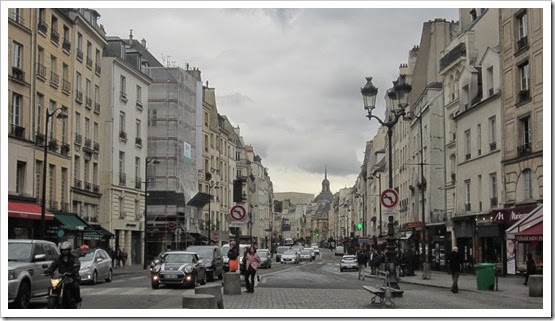 Rue Saint-Antoine Rue Saint-Antoine