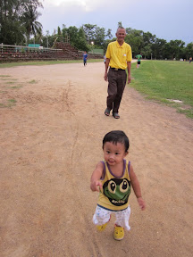 พู่กัน ณ ปัตตานี 1 เดินทาง