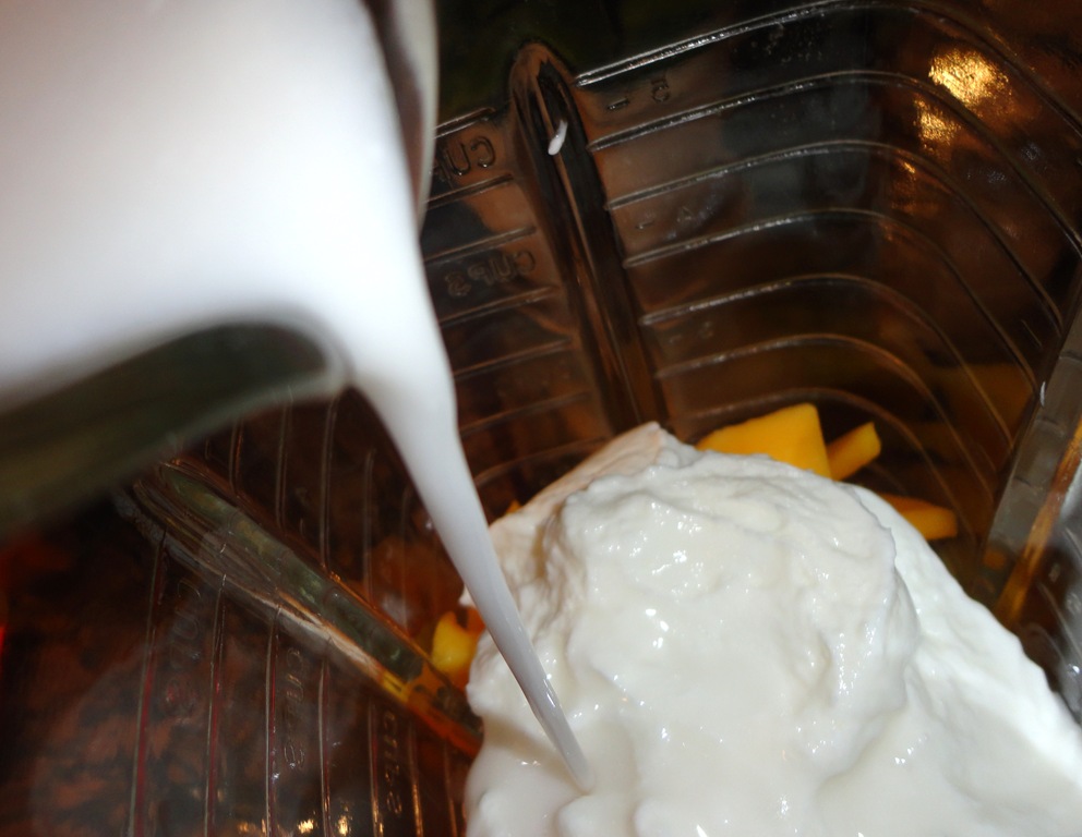 [Mango%2520lassi%2520051%255B5%255D.jpg]